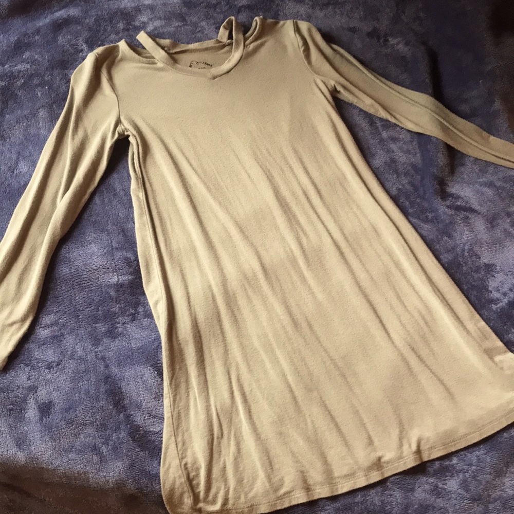 Size 7/8 Girls dress.